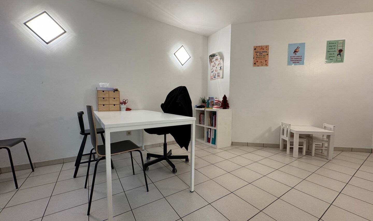 Bureaux &agrave; louer &agrave; Sint-Pieters-Leeuw