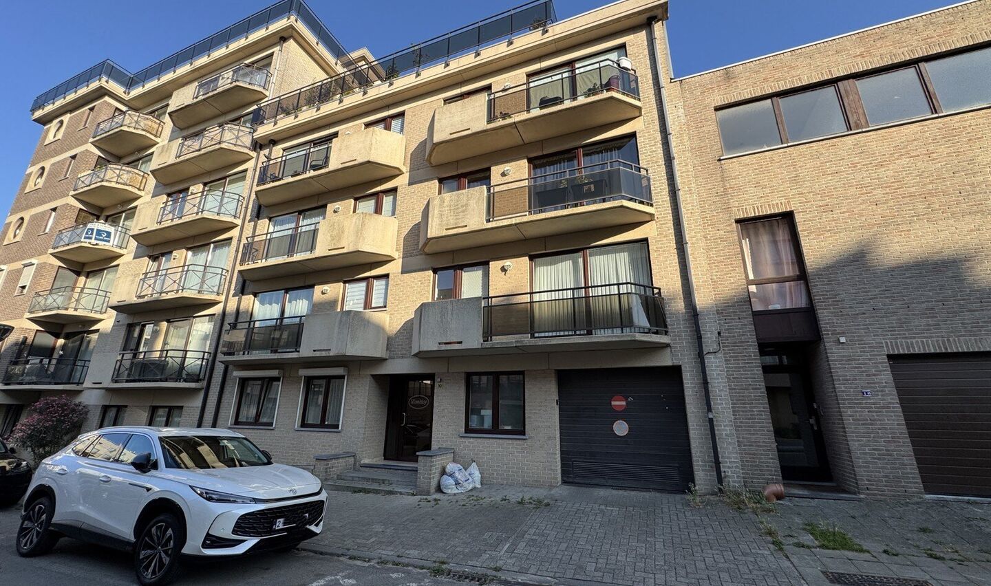 Garage (ferme) à vendre à Sint-Jans-Molenbeek