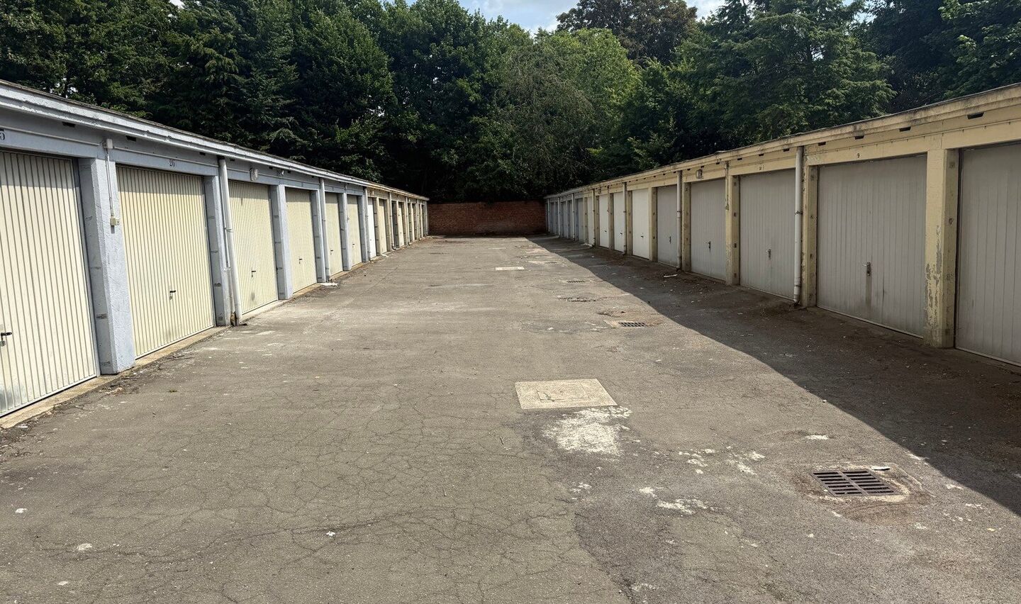 Garage (ferme) à vendre à Vorst