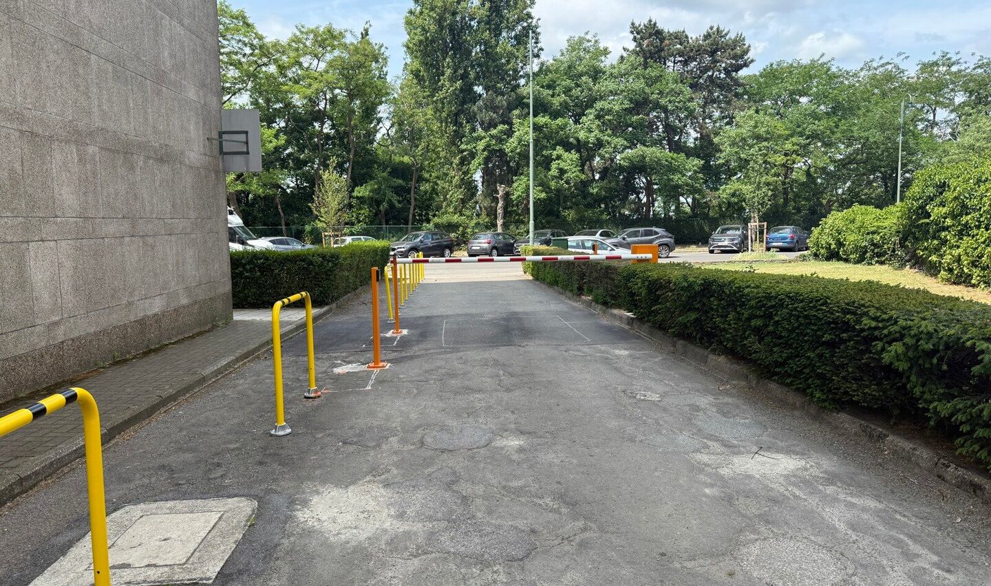 Garage (ferme) à vendre à Vorst