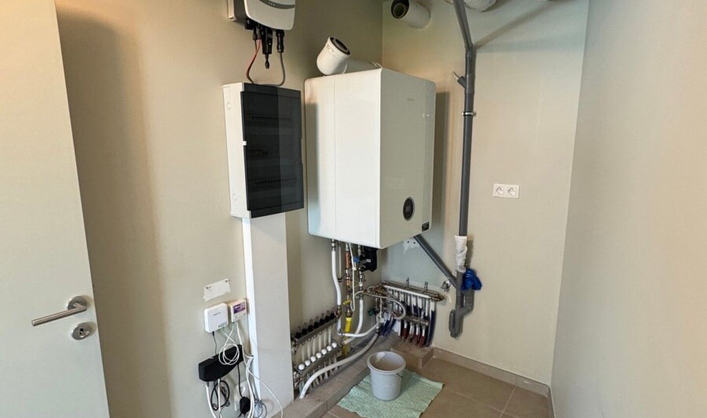 Gelijkvloerse verdieping te huur in Halle