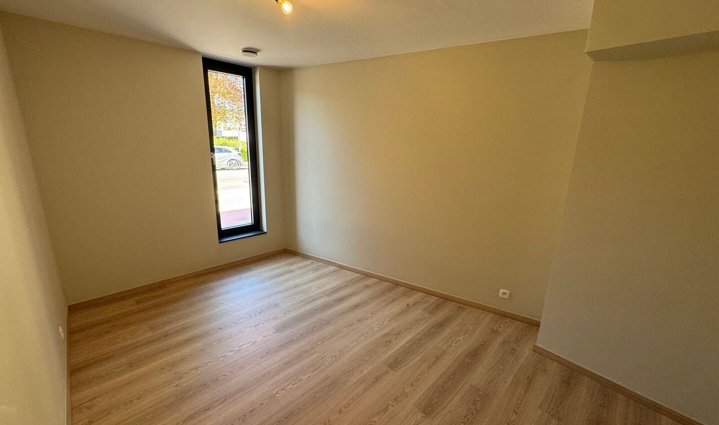 Gelijkvloerse verdieping te huur in Halle