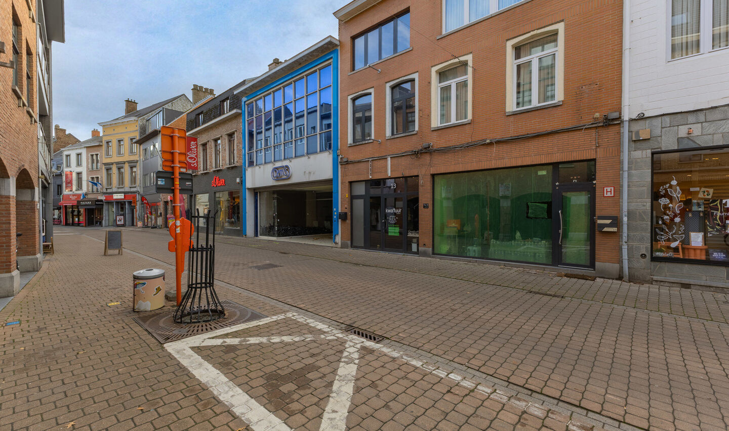 Individuele handelszaak te huur in Halle