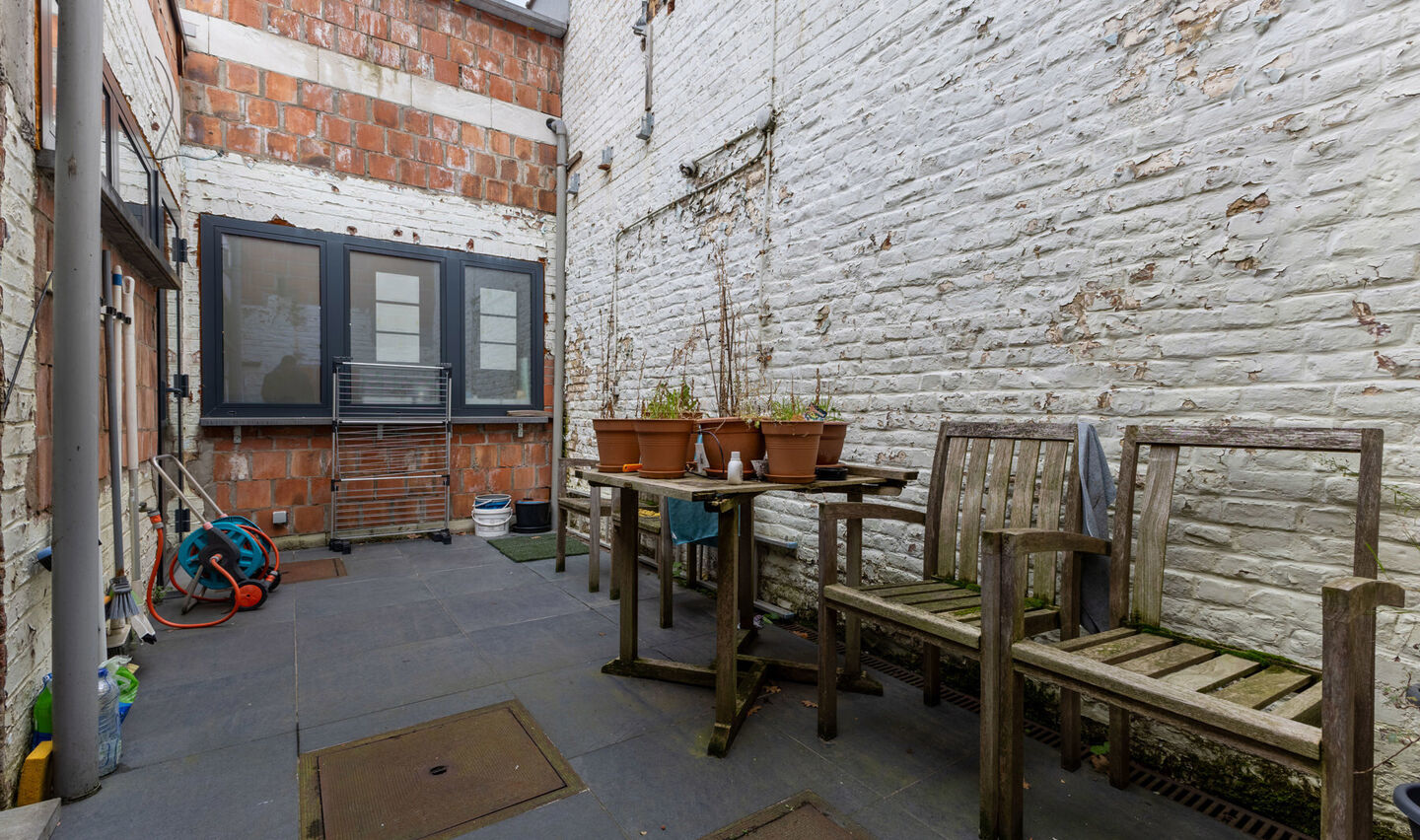 Individuele handelszaak te huur in Halle