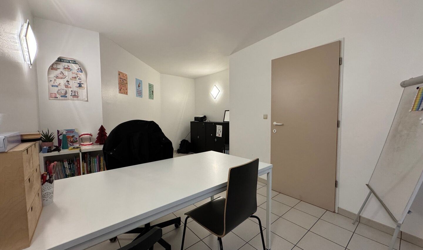 Kantoor te huur in Sint-Pieters-Leeuw