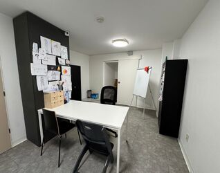 Bureaux &agrave; louer &agrave; Sint-Pieters-Leeuw