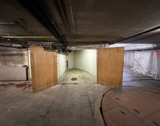 Garage (ferme) &agrave; vendre &agrave; Anderlecht