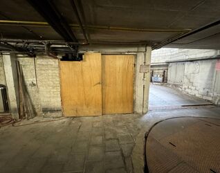 Gesloten garagebox te koop in Anderlecht