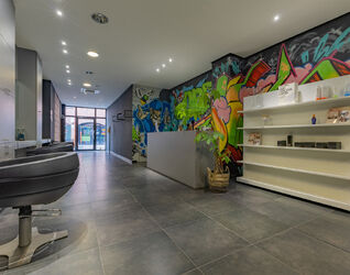 Individuele handelszaak te huur in Halle